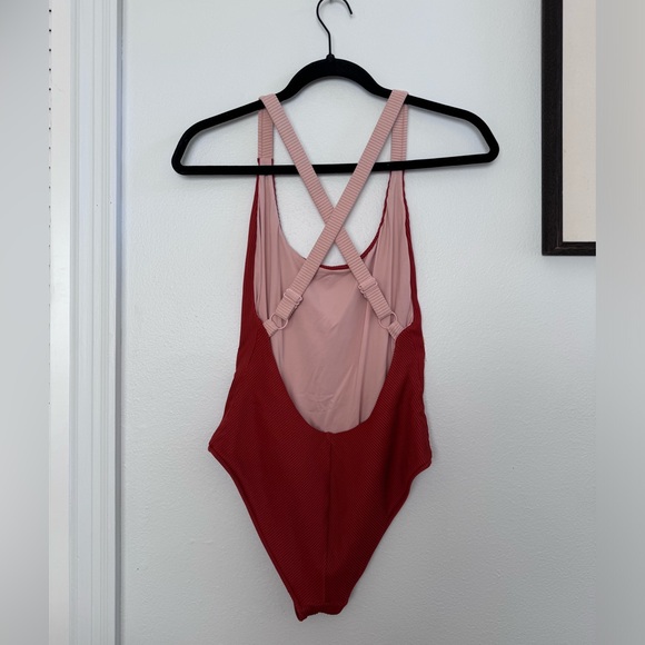 Marine Layer One Piece Sayulita Swimsuit - Picture 3 of 9